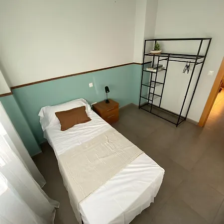 3br 'emerald' *
