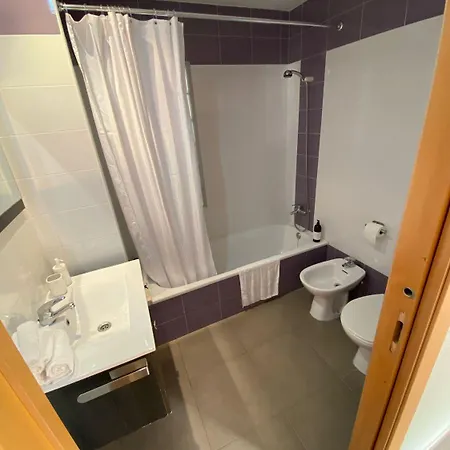 3br 'emerald' Apartamento El Moncayo